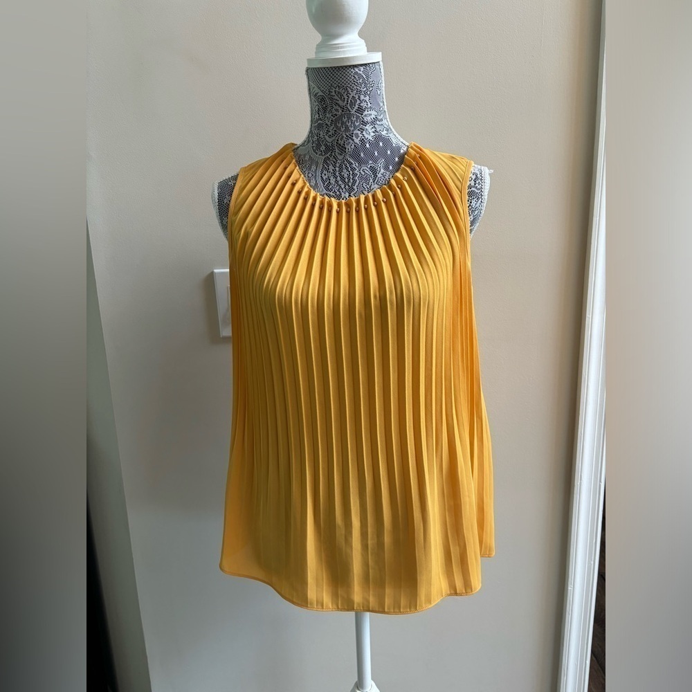 KARL LAGERFELD PARIS Pleated Flowy Semi Sheer Romantic Festival Sleeveless Top S